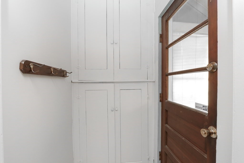 46 Osborne Terrace Springfield, MA 01104 - Photo 13 of 42