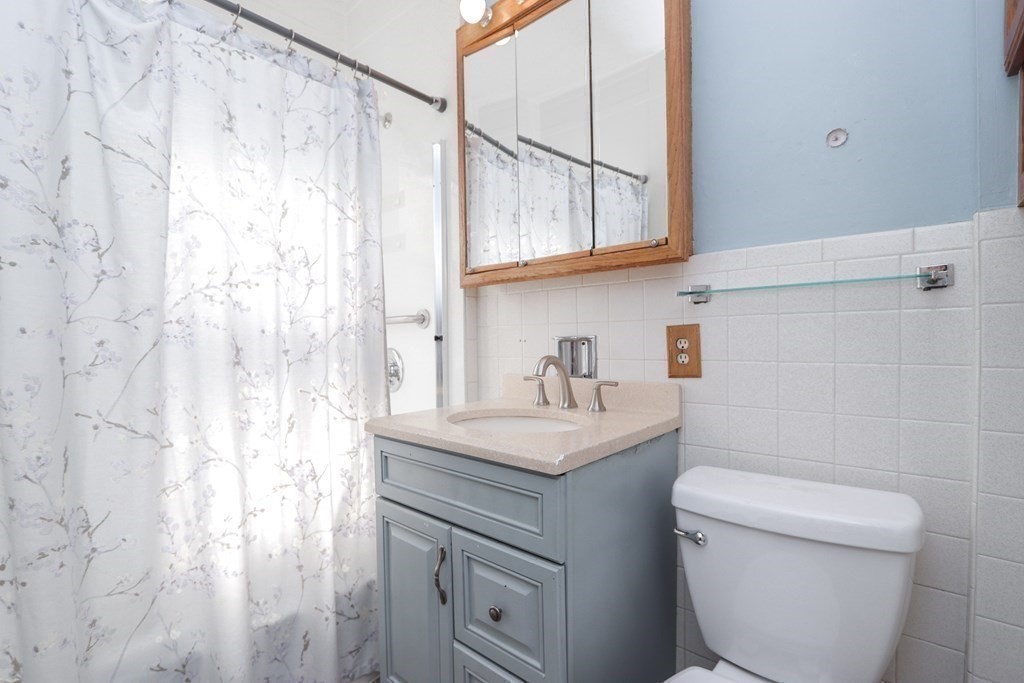 46 Osborne Terrace Springfield, MA 01104 - Photo 24 of 42