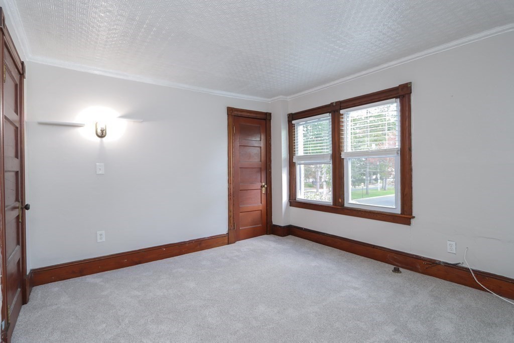 46 Osborne Terrace Springfield, MA 01104 - Photo 26 of 42 an empty room with windows