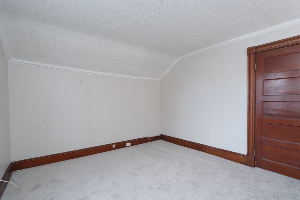 46 Osborne Terrace Springfield, MA 01104 - Photo 29 of 42
