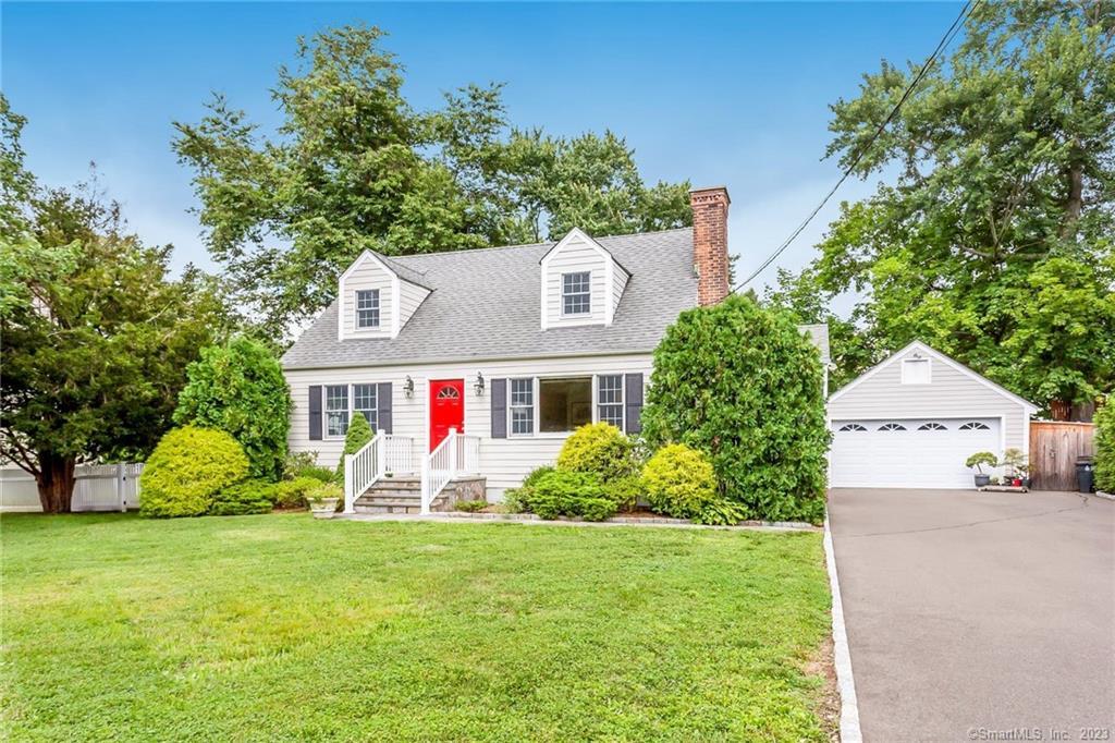 17 Hartswood Road Stamford, CT 06905 - Photo 1 of 1
