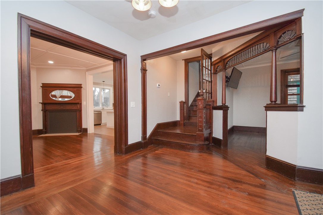 4 Bedlow Avenue, Unit A Newport, RI 02840 - Photo 13 of 37