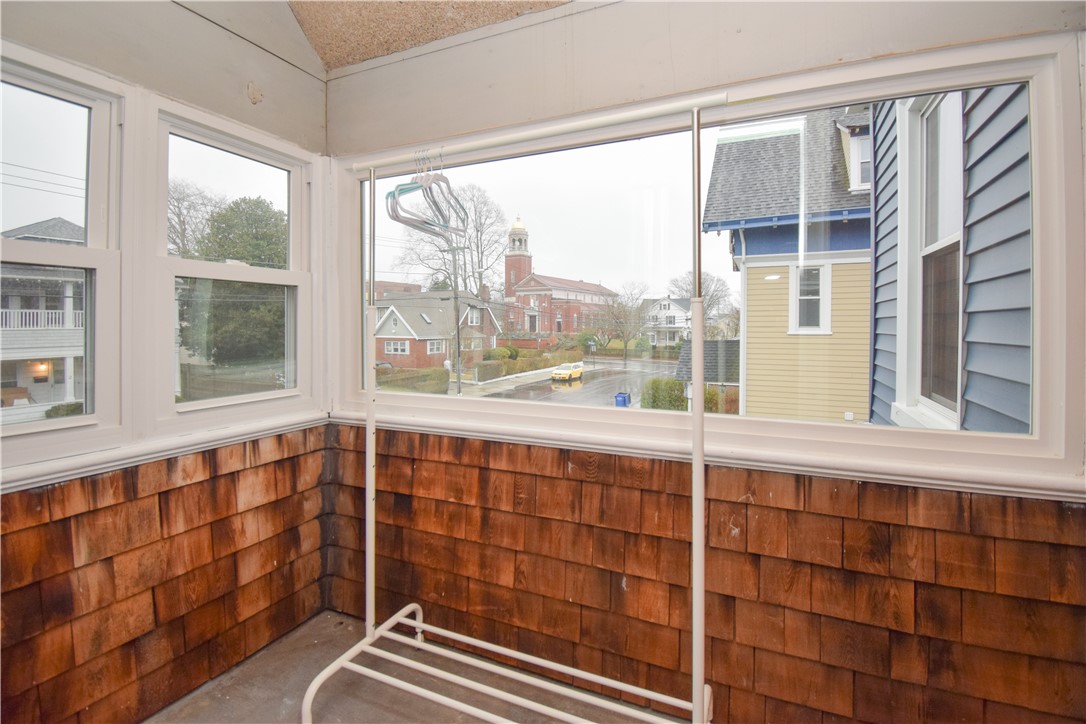 4 Bedlow Avenue, Unit A Newport, RI 02840 - Photo 15 of 37