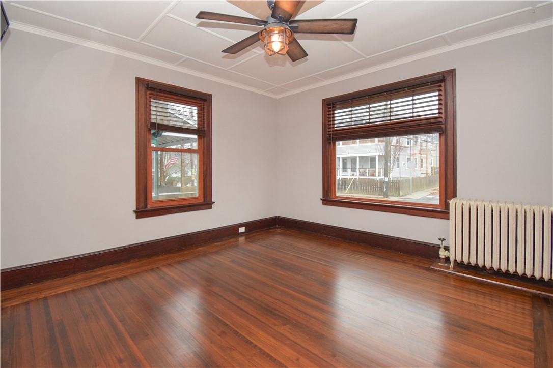 4 Bedlow Avenue, Unit A Newport, RI 02840 - Photo 17 of 37 Living Room