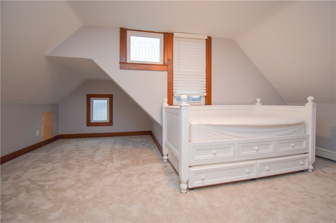 4 Bedlow Avenue, Unit A Newport, RI 02840 - Photo 32 of 37 4th Bedroom (3rd Floor)