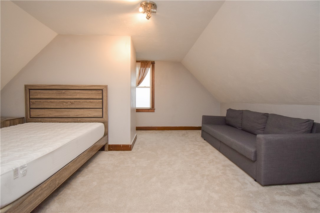 4 Bedlow Avenue, Unit A Newport, RI 02840 - Photo 34 of 37 5th Bedroom with 1/2 bath (3rd floor)