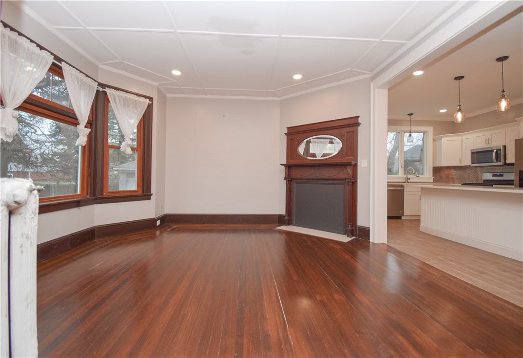 4 Bedlow Avenue, Unit A Newport, RI 02840 - Photo 8 of 37