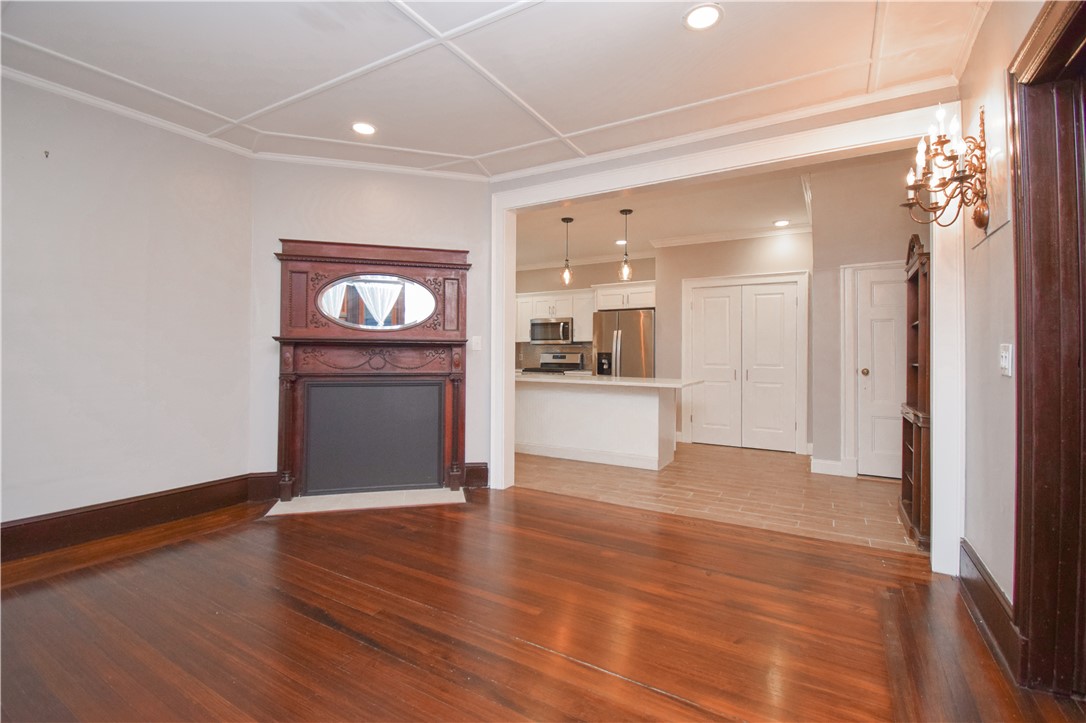 4 Bedlow Avenue, Unit A Newport, RI 02840 - Photo 9 of 37