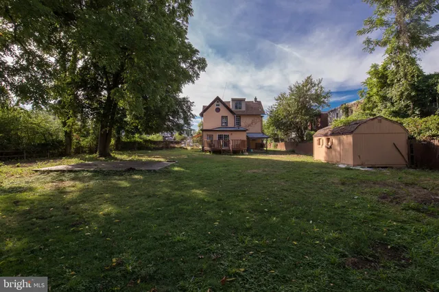 $2,600 | 724 East Locust Avenue, Philadelphia, PA 19144