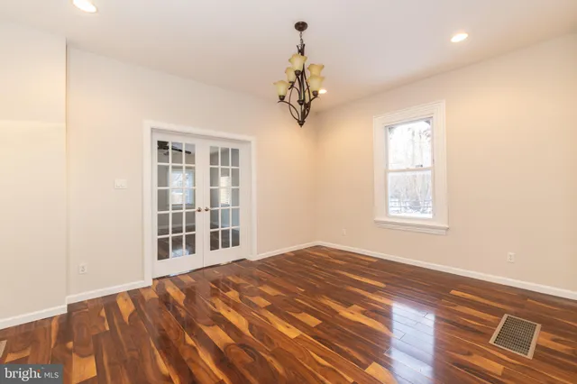 $2,600 | 724 East Locust Avenue, Philadelphia, PA 19144