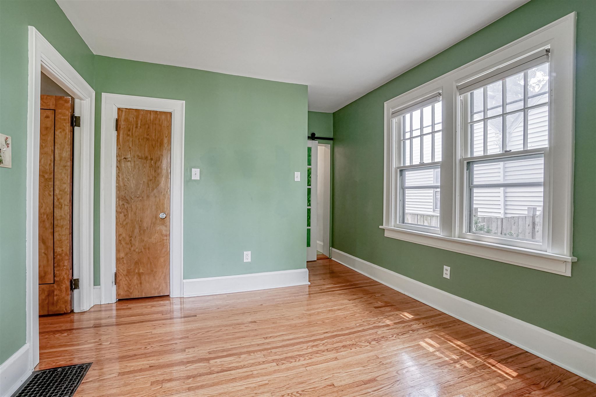 2518 Oakridge Road Fort Wayne, IN 46805 - Photo 11 of 32 Gallery Image 11