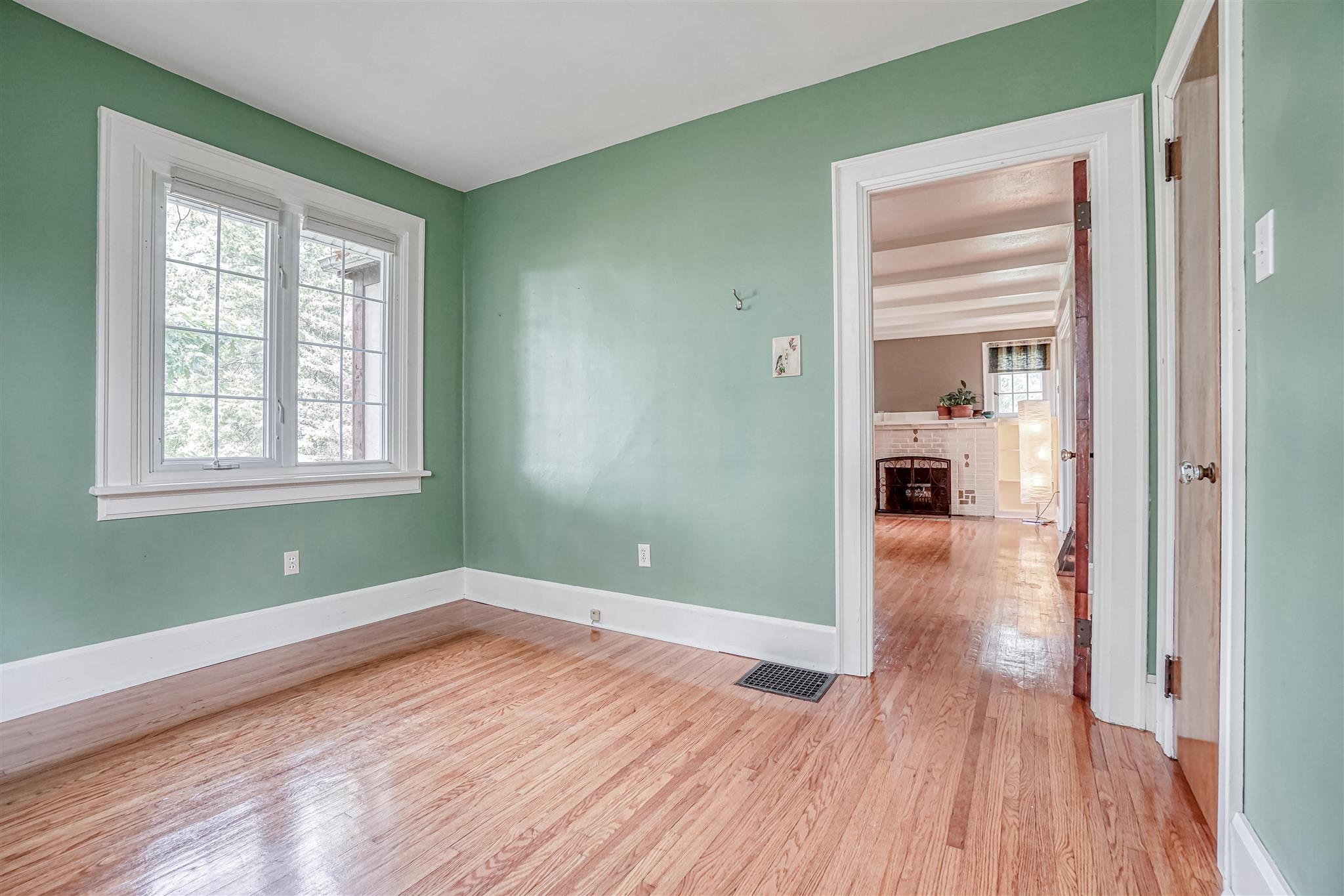 2518 Oakridge Road Fort Wayne, IN 46805 - Photo 12 of 32 Gallery Image 12