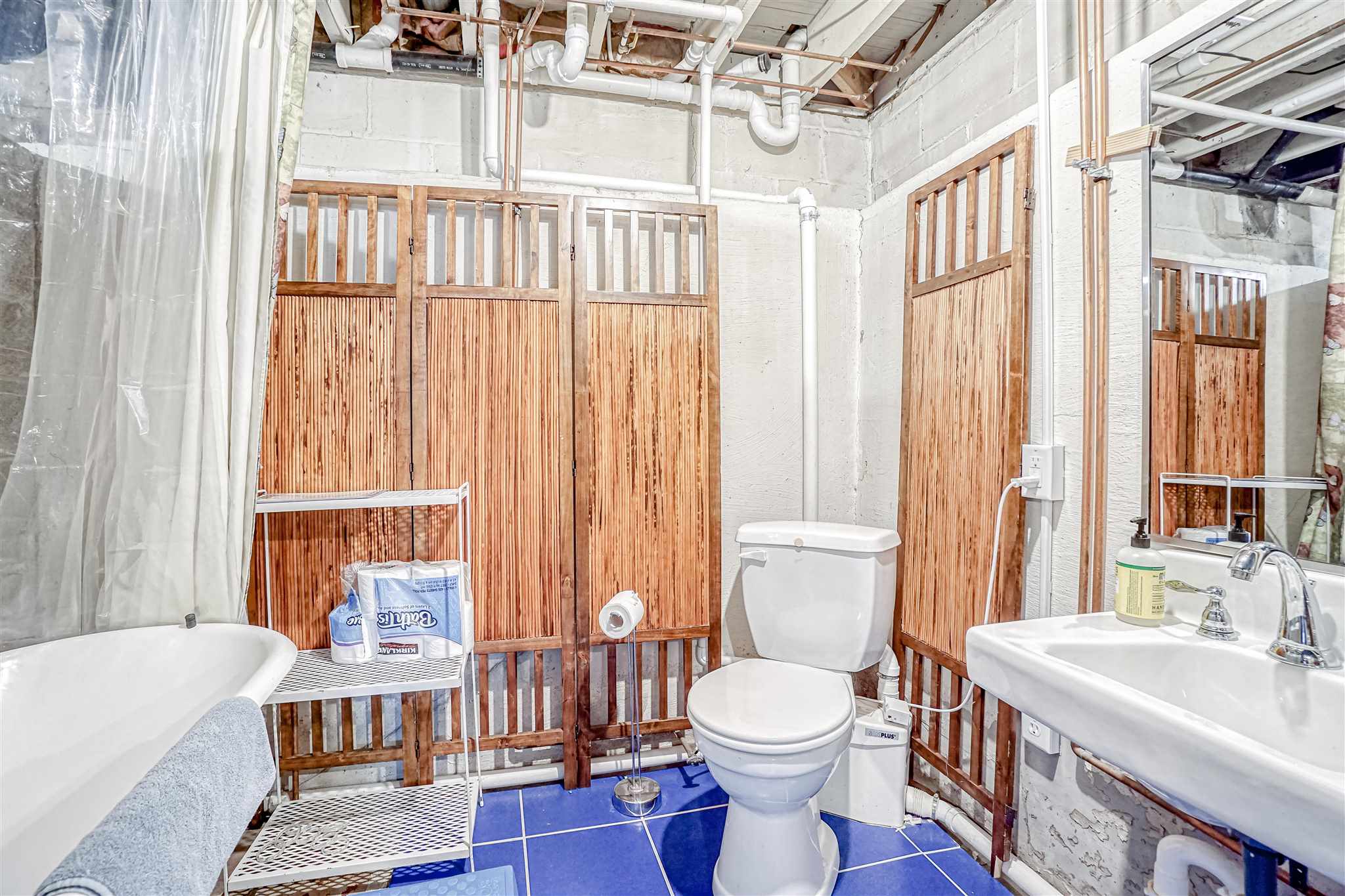 2518 Oakridge Road Fort Wayne, IN 46805 - Photo 19 of 32 Gallery Image 19