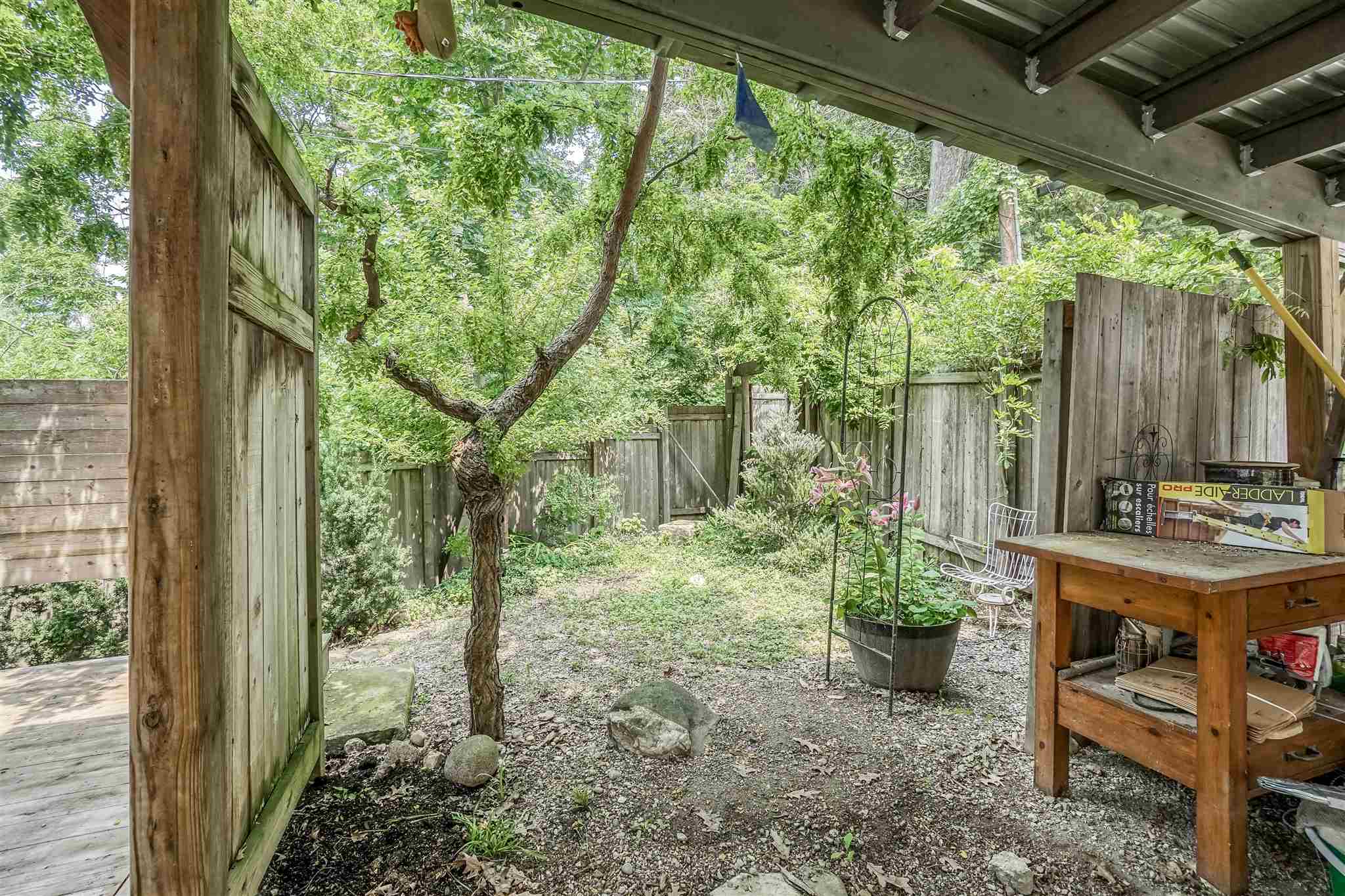2518 Oakridge Road Fort Wayne, IN 46805 - Photo 25 of 32 Gallery Image 25