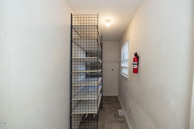 $2,350 | 315 West King Street, Hillsborough, NC 27278