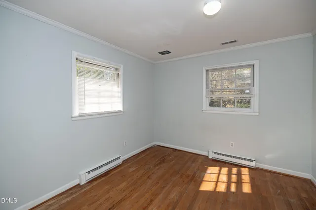 $2,350 | 315 West King Street, Hillsborough, NC 27278