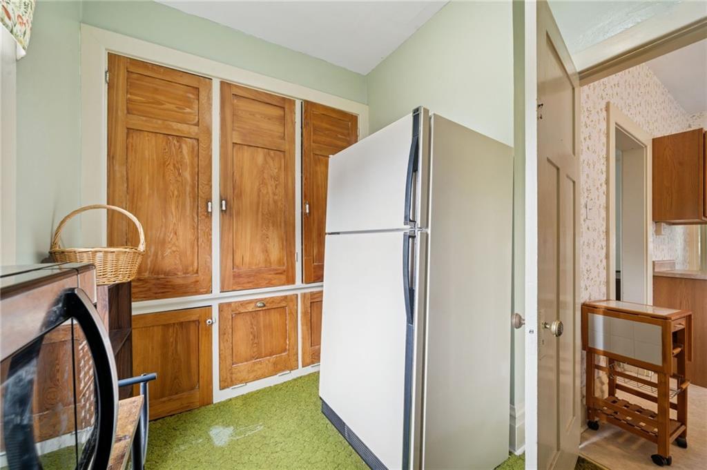 560 Ridgeway Street Greensburg, PA 15601 - Photo 18 of 37 Gallery Image 18