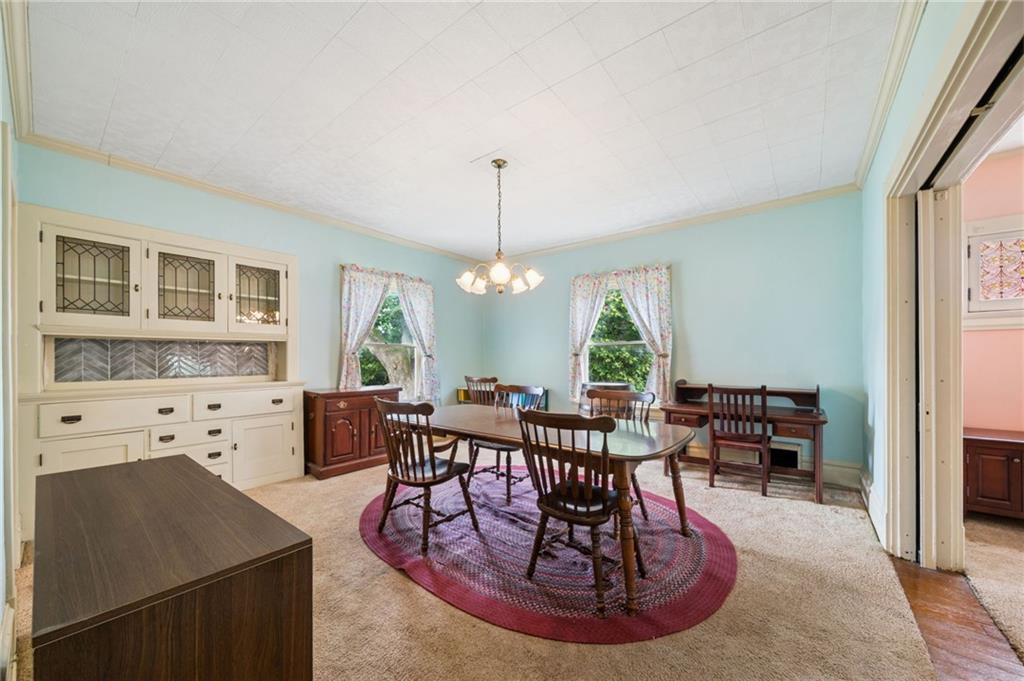 560 Ridgeway Street Greensburg, PA 15601 - Photo 9 of 37 Gallery Image 9