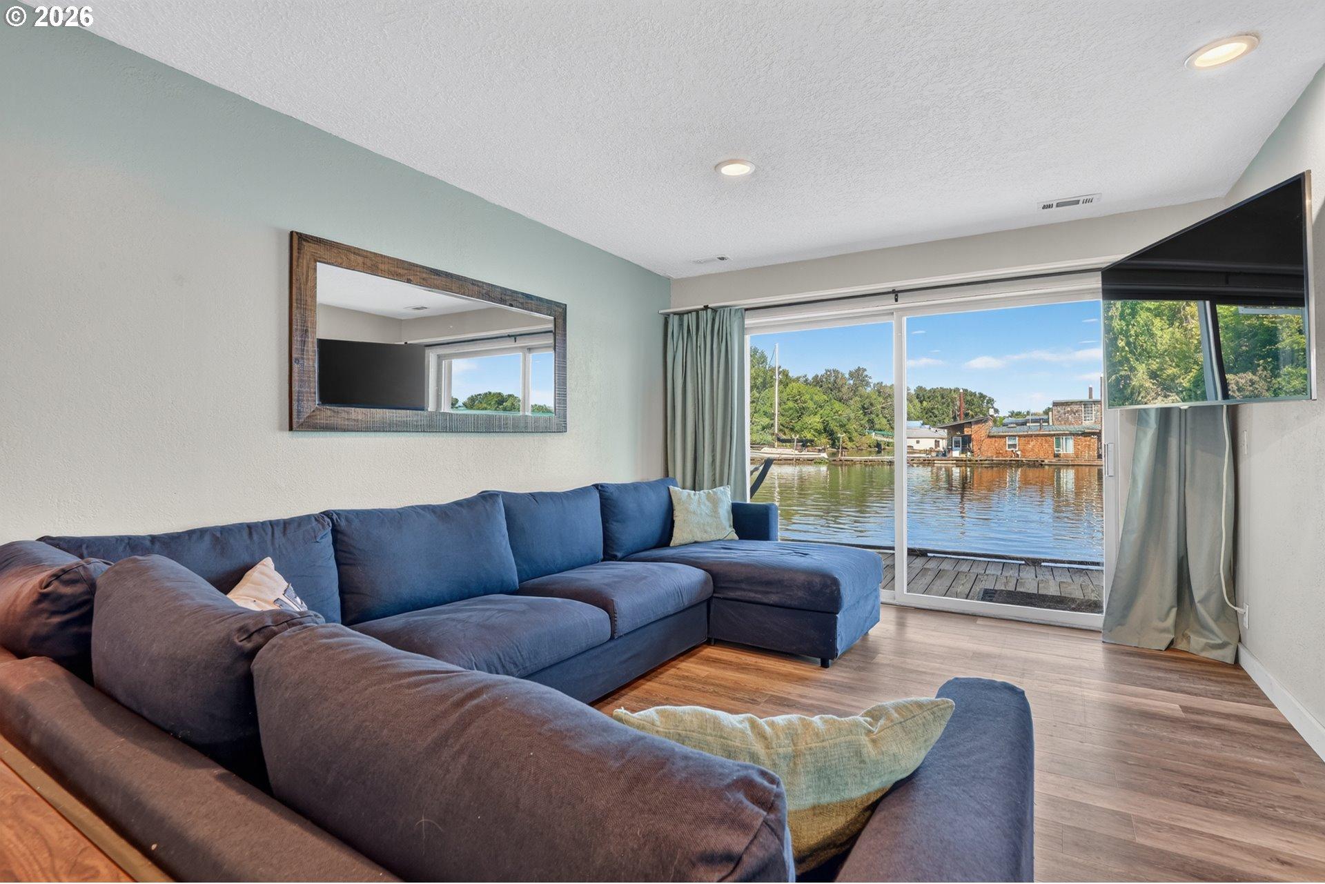 26312 Northwest St Helens Road, Unit B Portland, OR 97231 - Photo 15 of 34 Gallery Image 15