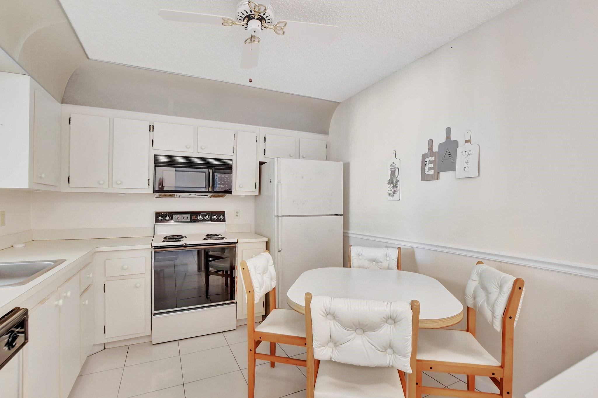 18710 Garbo Terrace, Unit 2 Boca Raton, FL 33496 - Photo 13 of 56 Photo 13