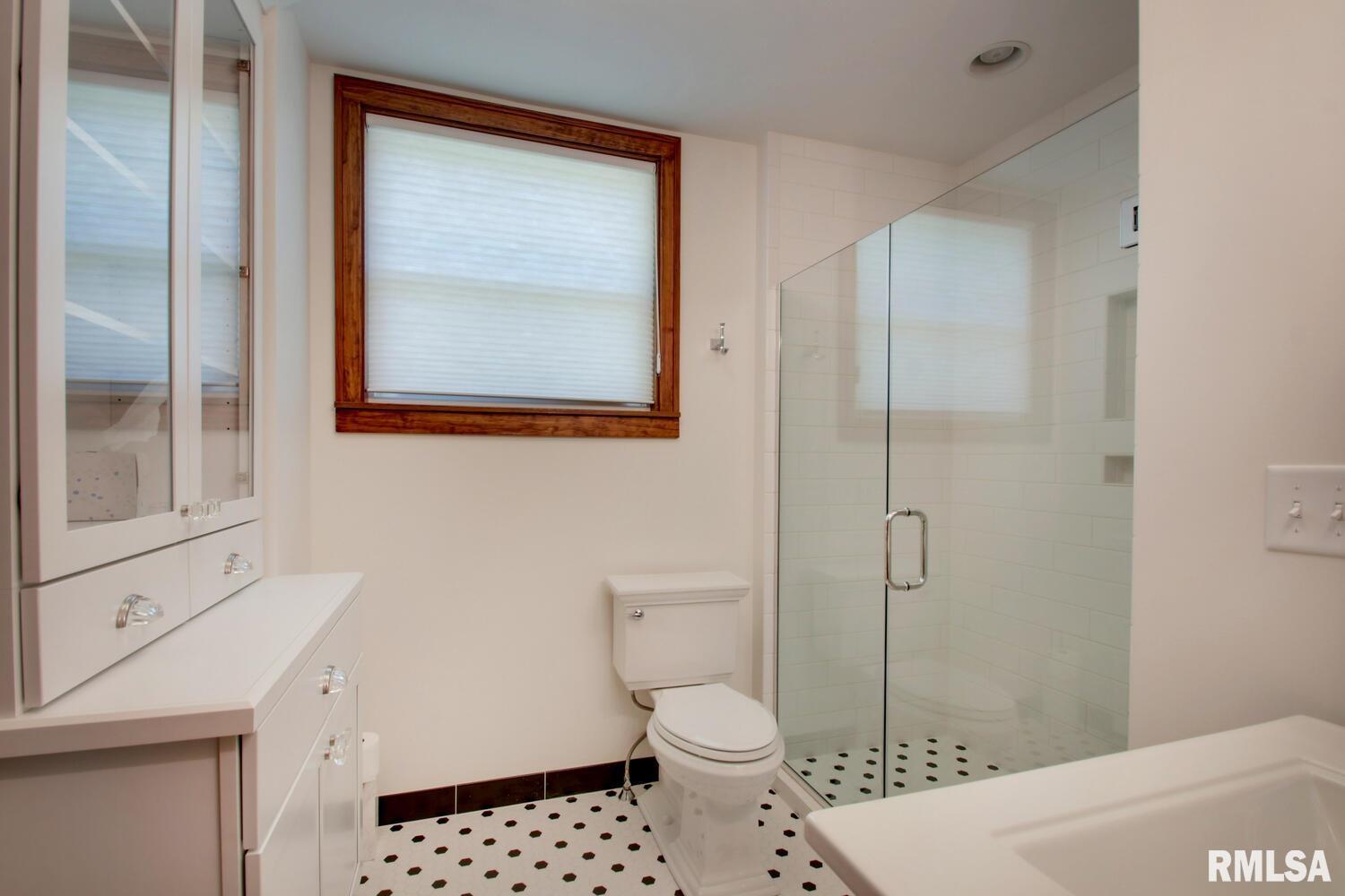 321 South 23rd Street Quincy, IL 62301 - Photo 7 of 13