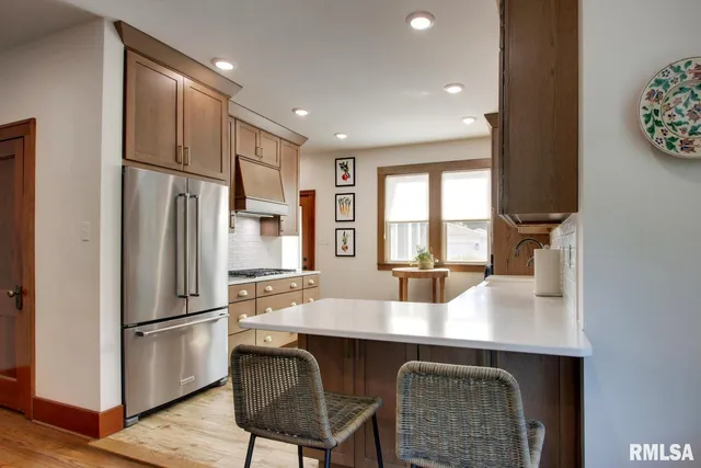 $379,000 | 321 South 23rd Street, Quincy, IL 62301