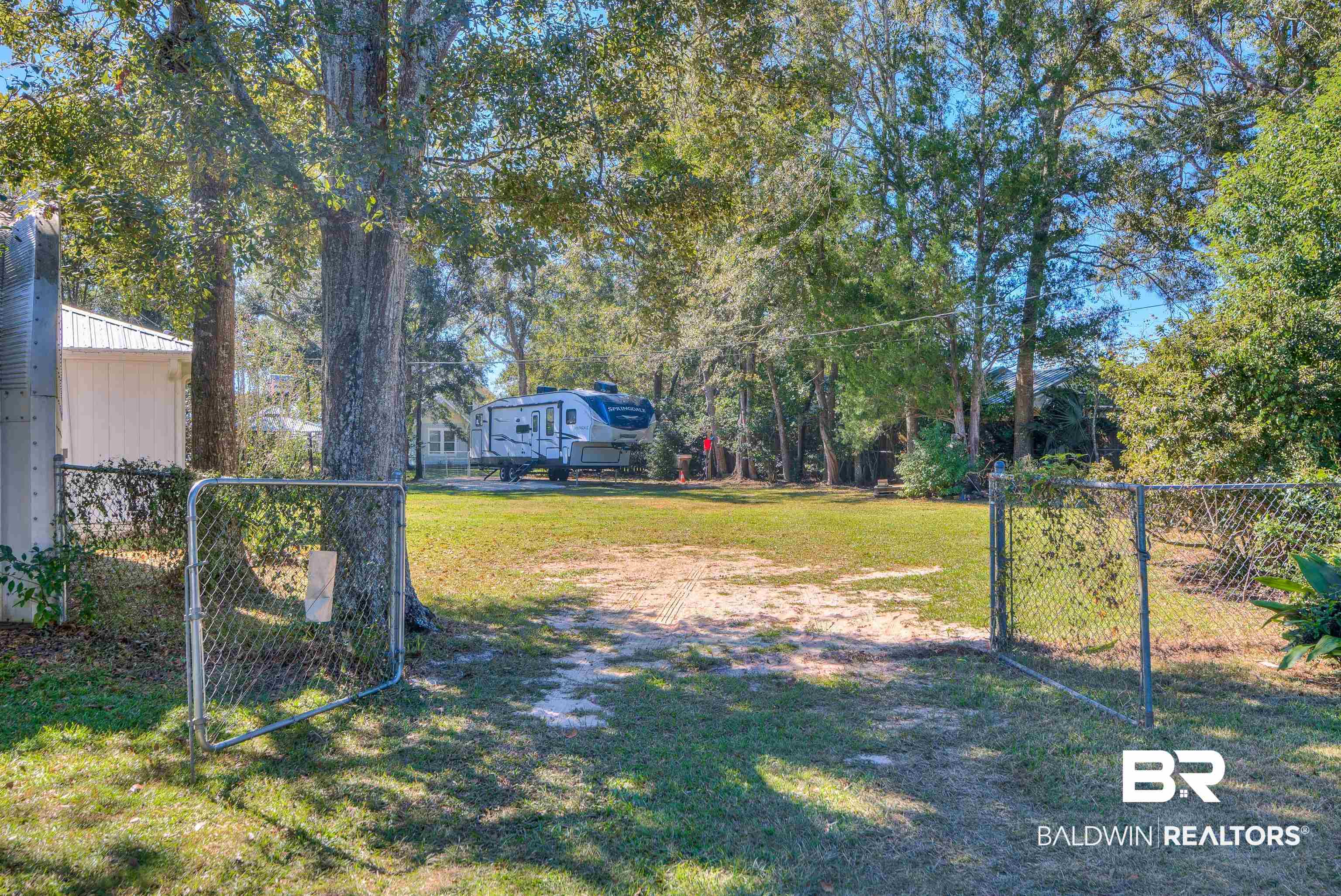 601 North Oak Street Foley, AL 36535 - Photo 11 of 14 Gallery Image 11