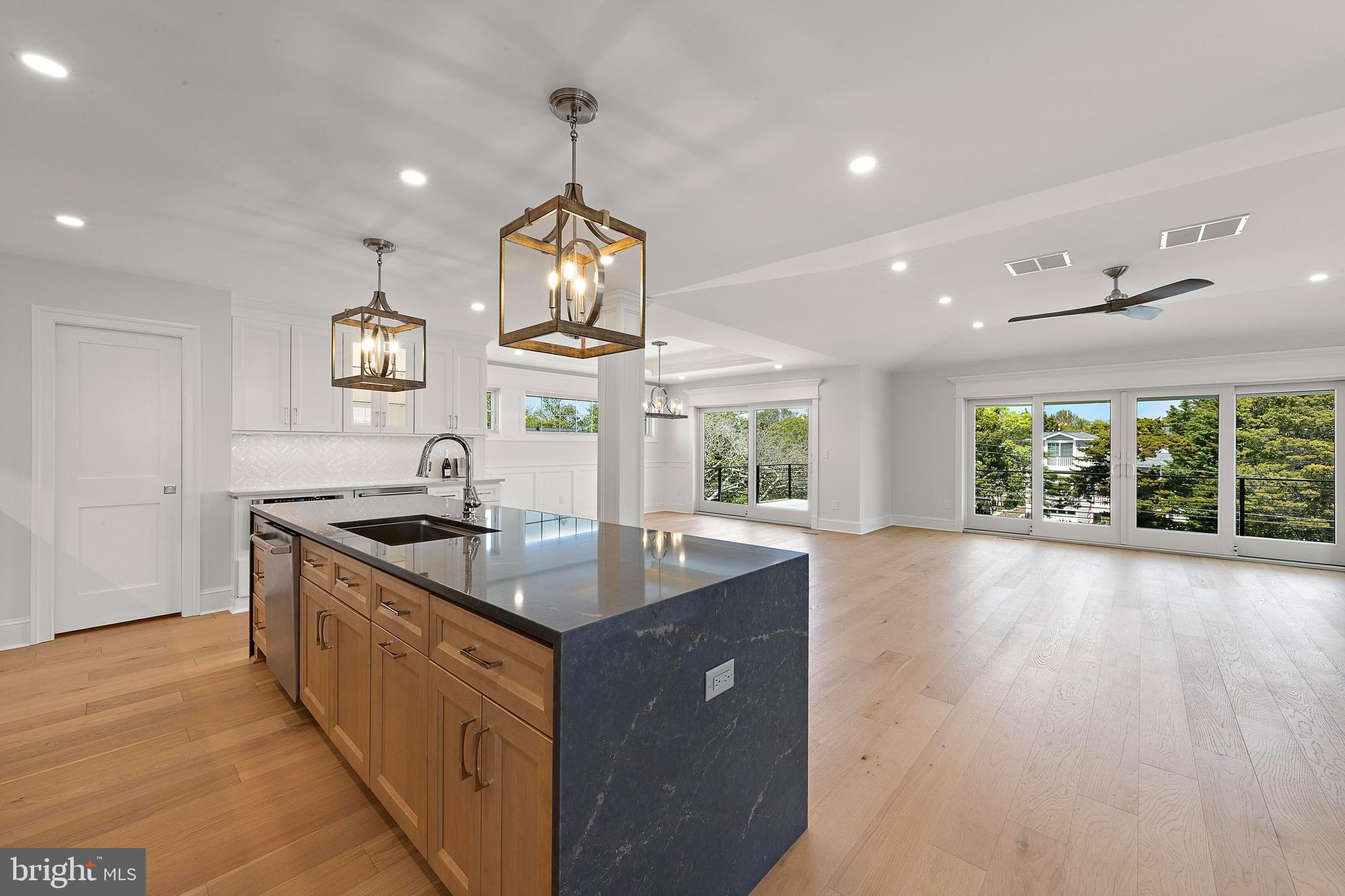12 West 5th Street Barnegat Light, NJ 08006 - Photo 13 of 86
