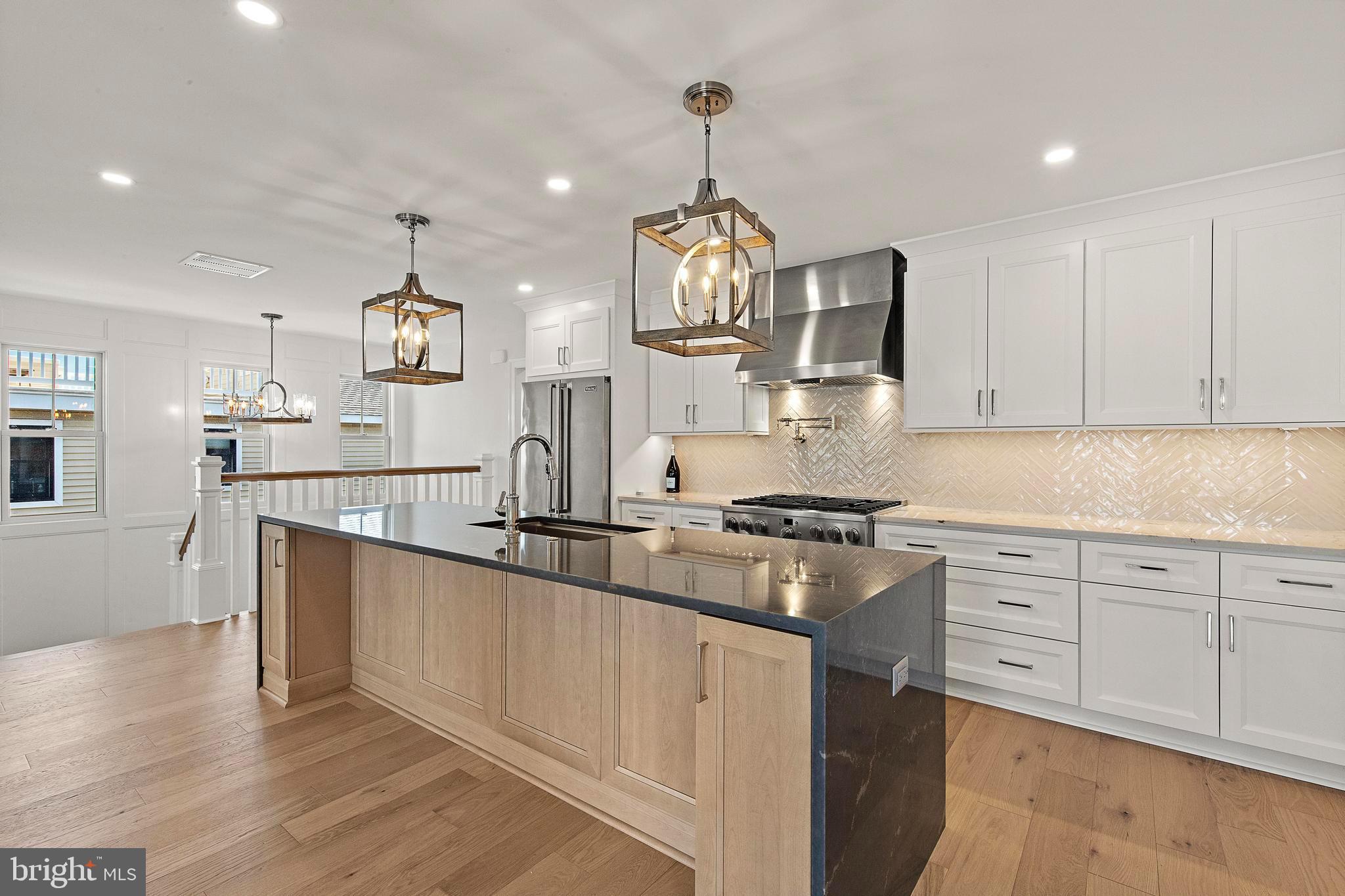 12 West 5th Street Barnegat Light, NJ 08006 - Photo 15 of 86