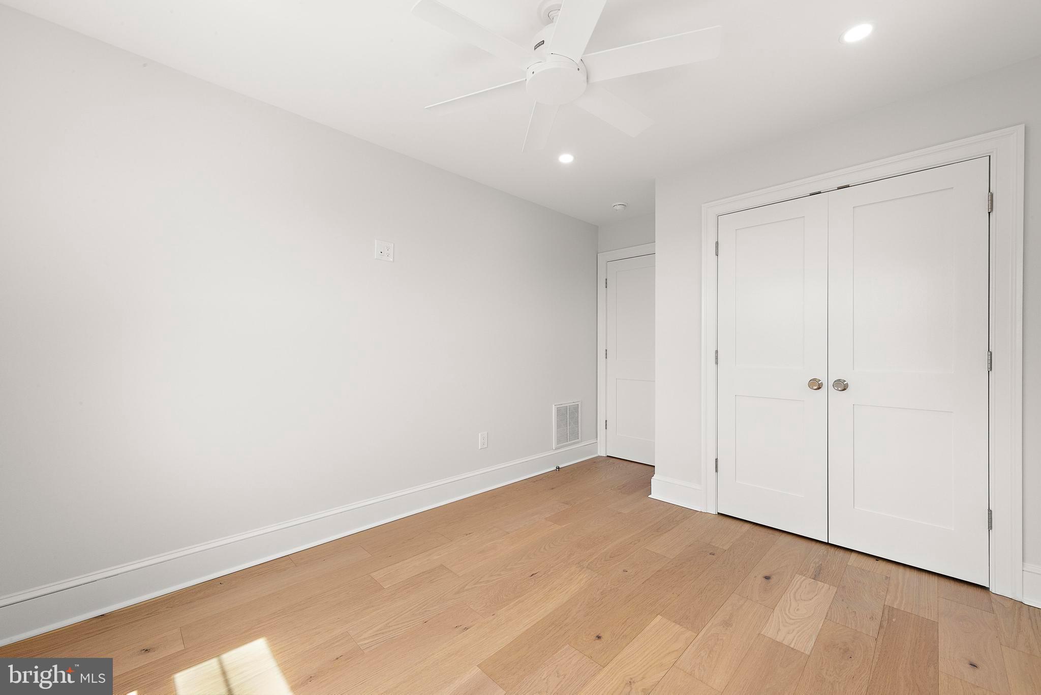 12 West 5th Street Barnegat Light, NJ 08006 - Photo 34 of 86