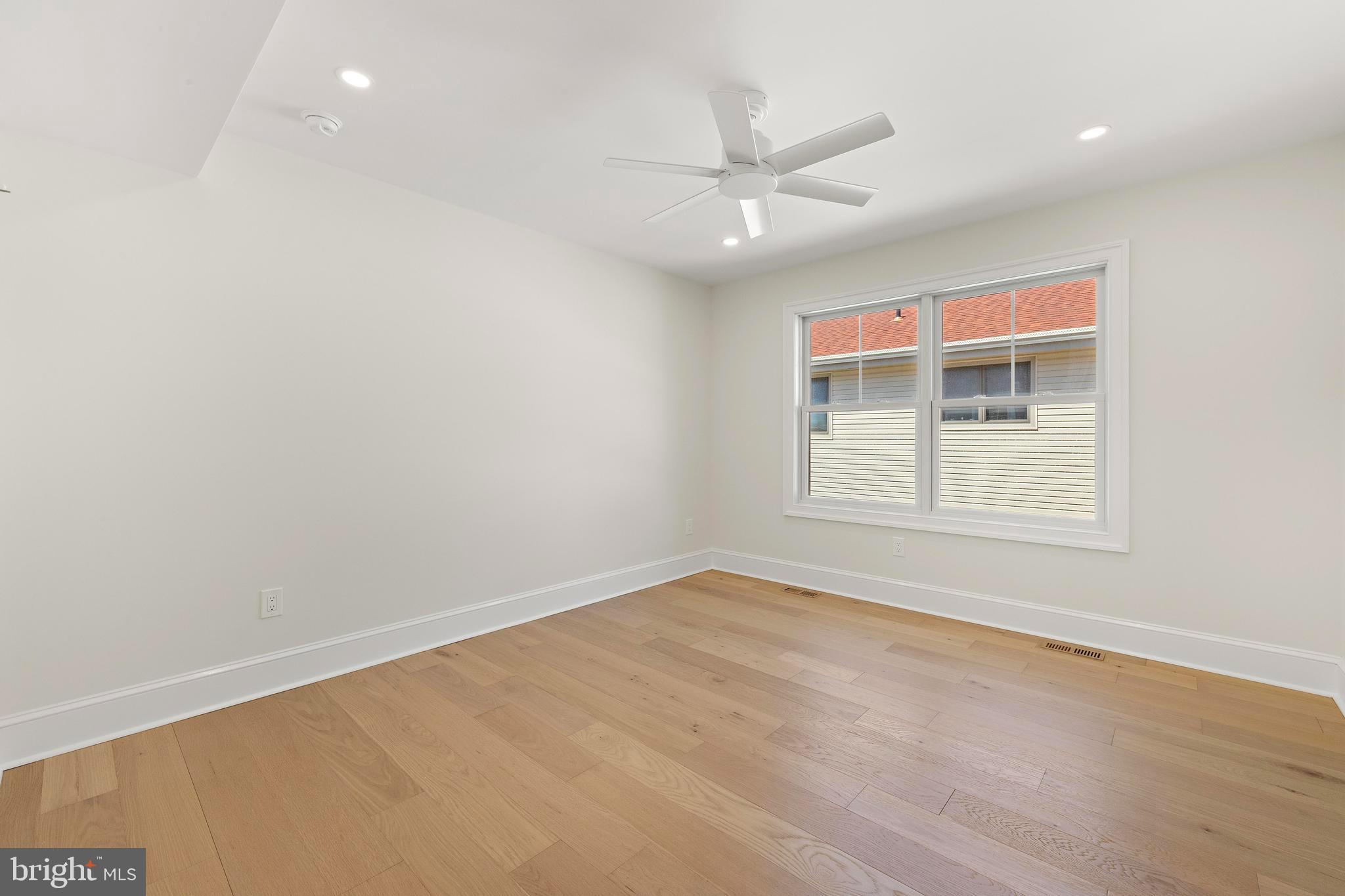 12 West 5th Street Barnegat Light, NJ 08006 - Photo 37 of 86