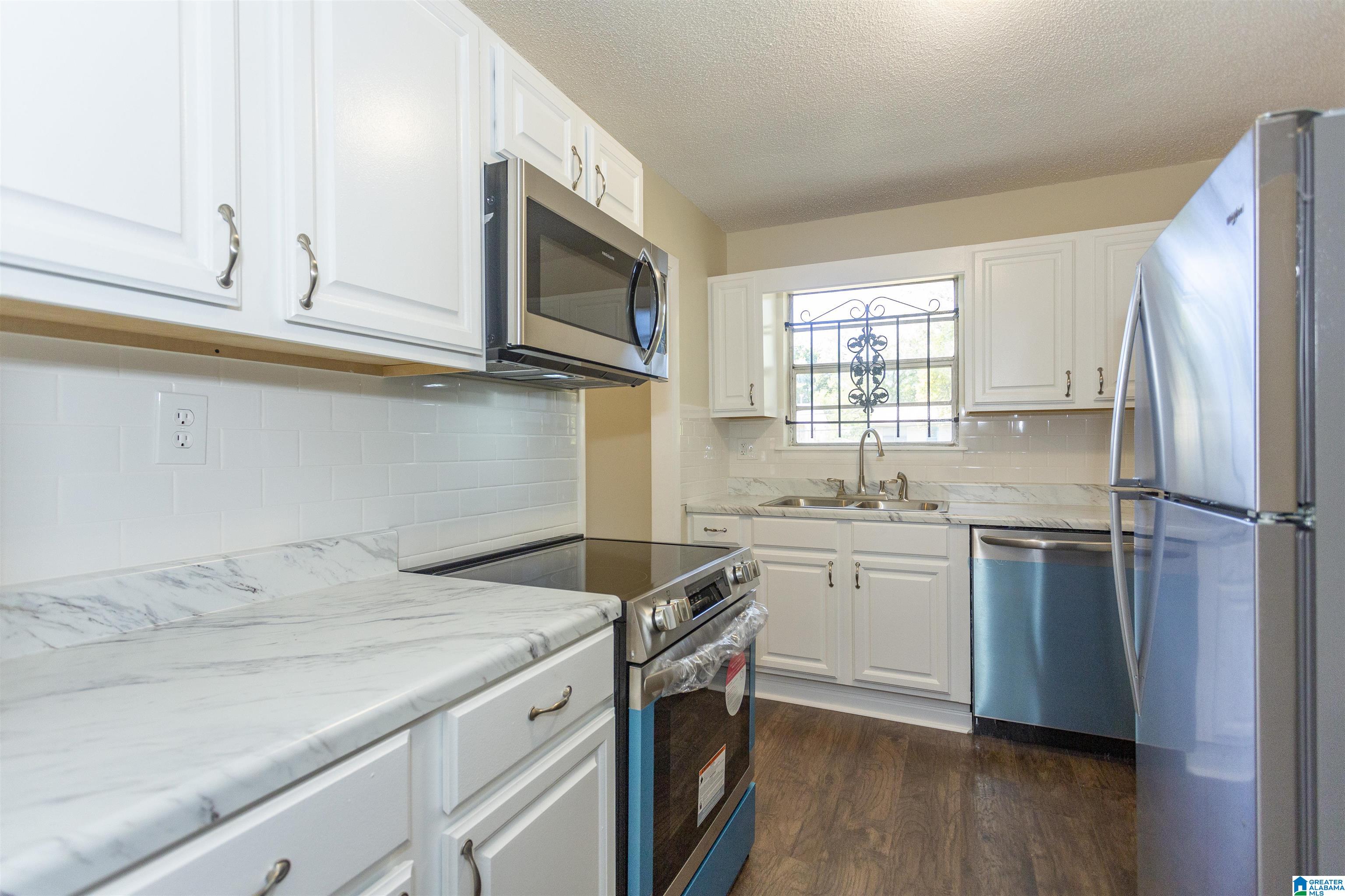 1320 Hall Street Southwest Birmingham, AL 35211 - Photo 23 of 42