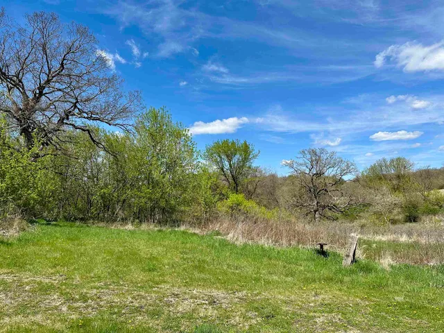 $99,900 | 2030 Fairview Road, Avoca, WI 53506