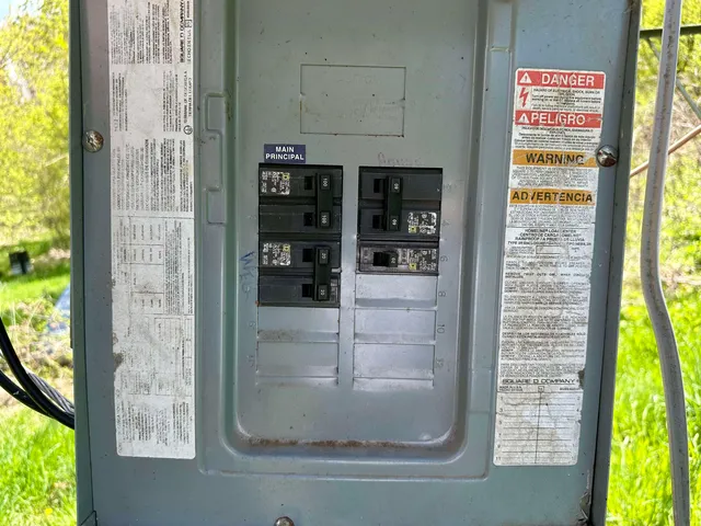 $99,900 | 2030 Fairview Road, Avoca, WI 53506