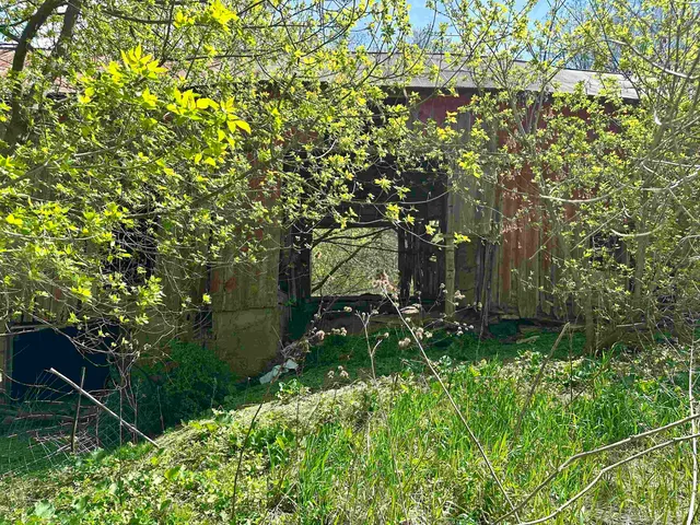 $99,900 | 2030 Fairview Road, Avoca, WI 53506