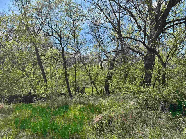 $99,900 | 2030 Fairview Road, Avoca, WI 53506