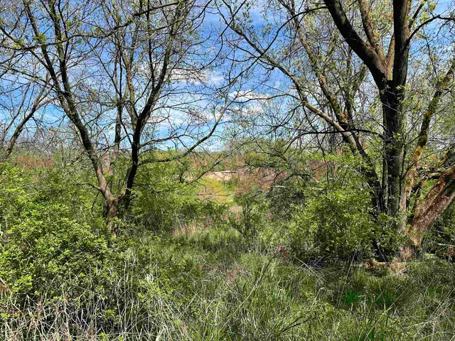 $99,900 | 2030 Fairview Road, Avoca, WI 53506