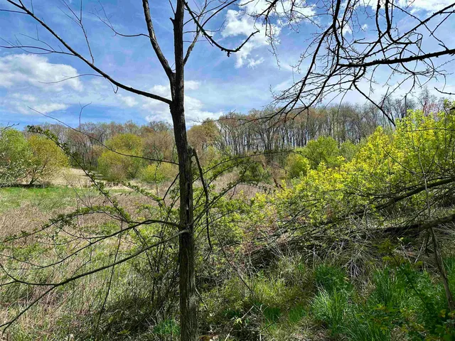 $99,900 | 2030 Fairview Road, Avoca, WI 53506