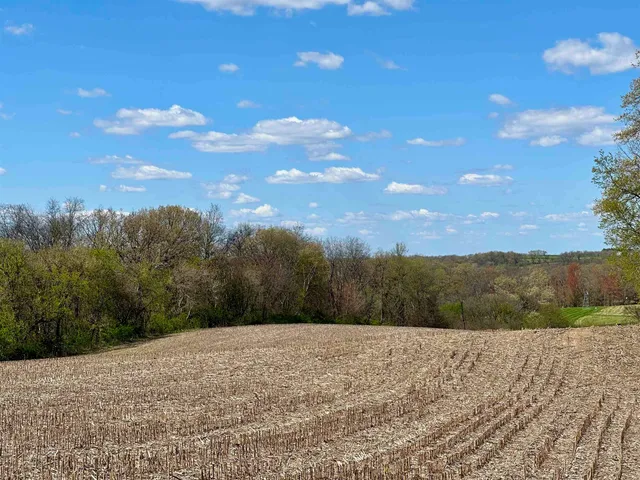 $99,900 | 2030 Fairview Road, Avoca, WI 53506