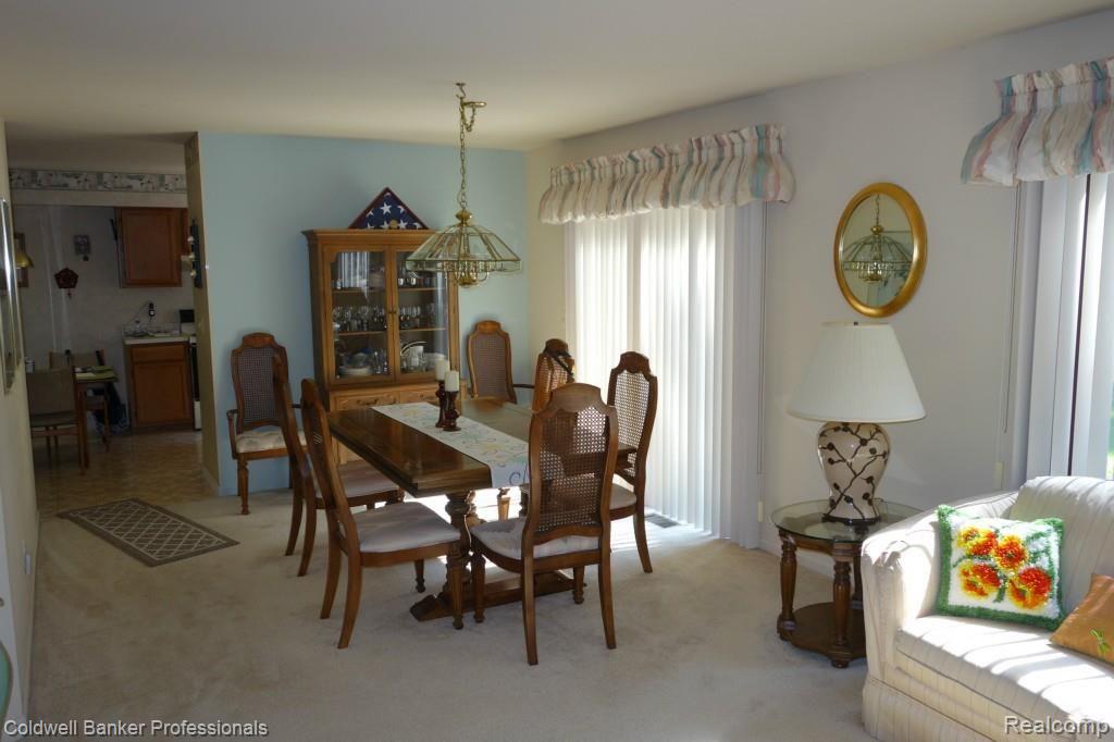 2151 Rochelle Park Drive Rochester, MI 48309 - Photo 12 of 34 Dining Room View 1.jpg