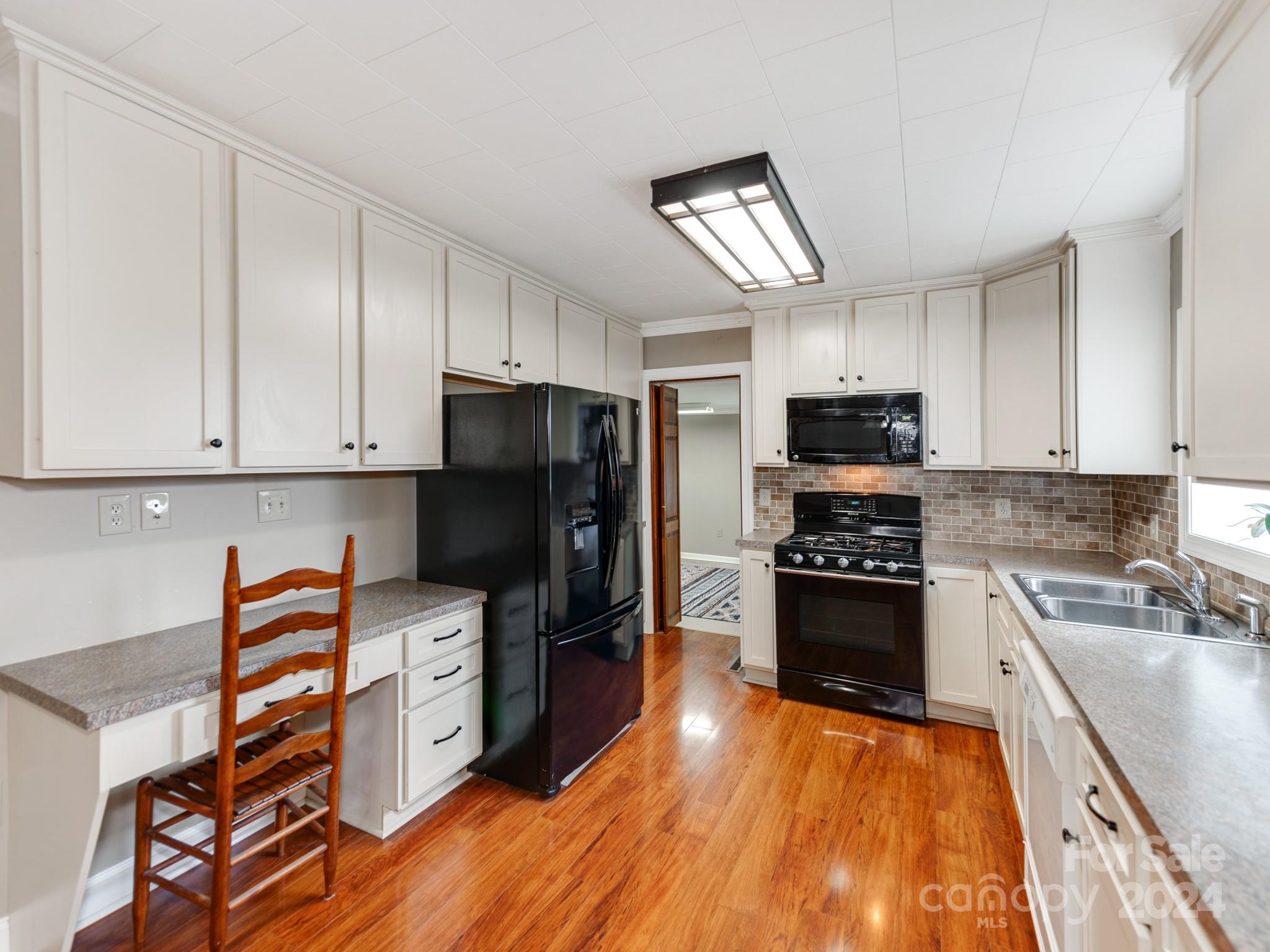 808 Linwood Road Kings Mountain, NC 28086 - Photo 14 of 34 Gallery Image 14