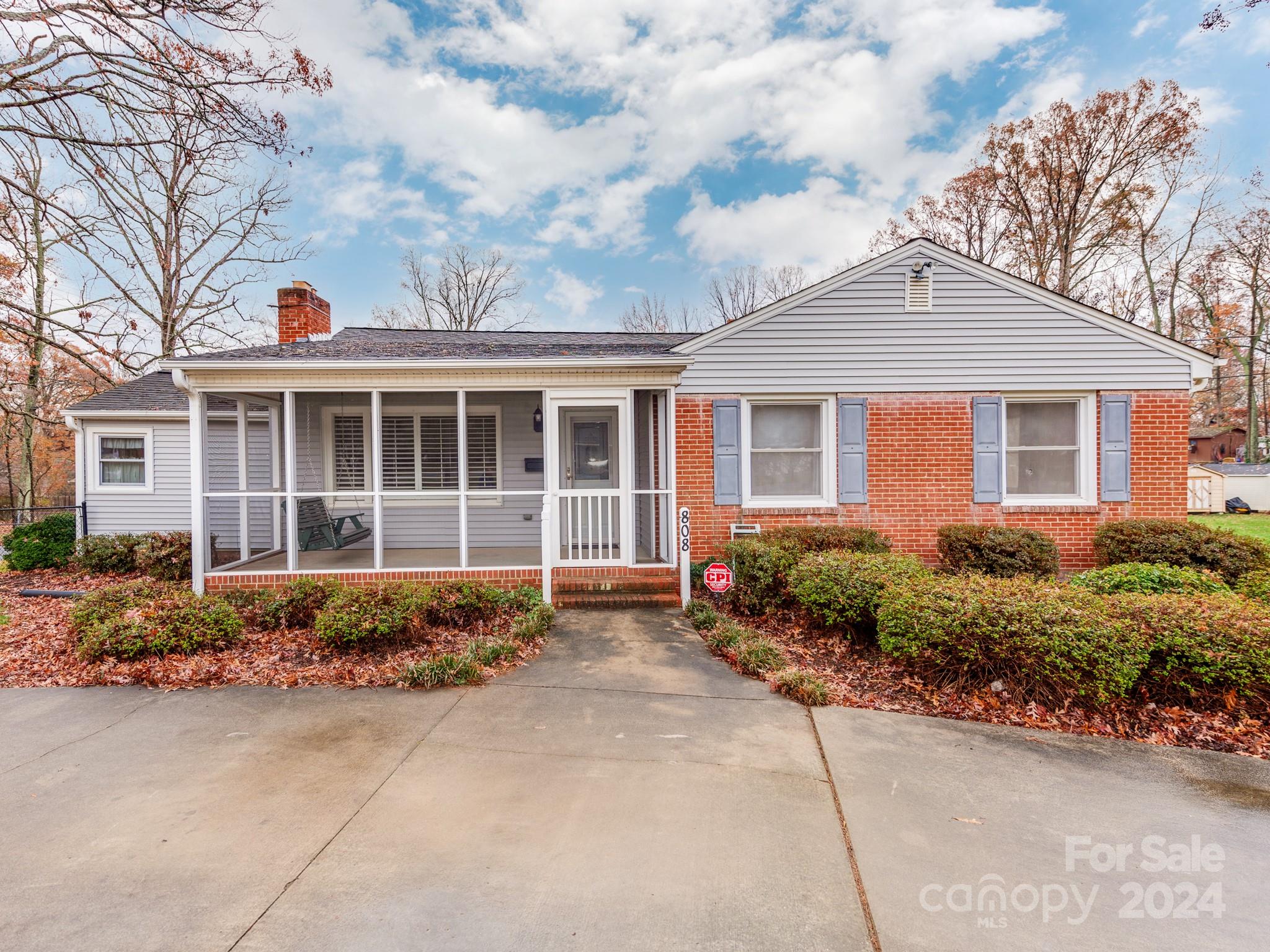 808 Linwood Road Kings Mountain, NC 28086 - Photo 4 of 34 Gallery Image 4