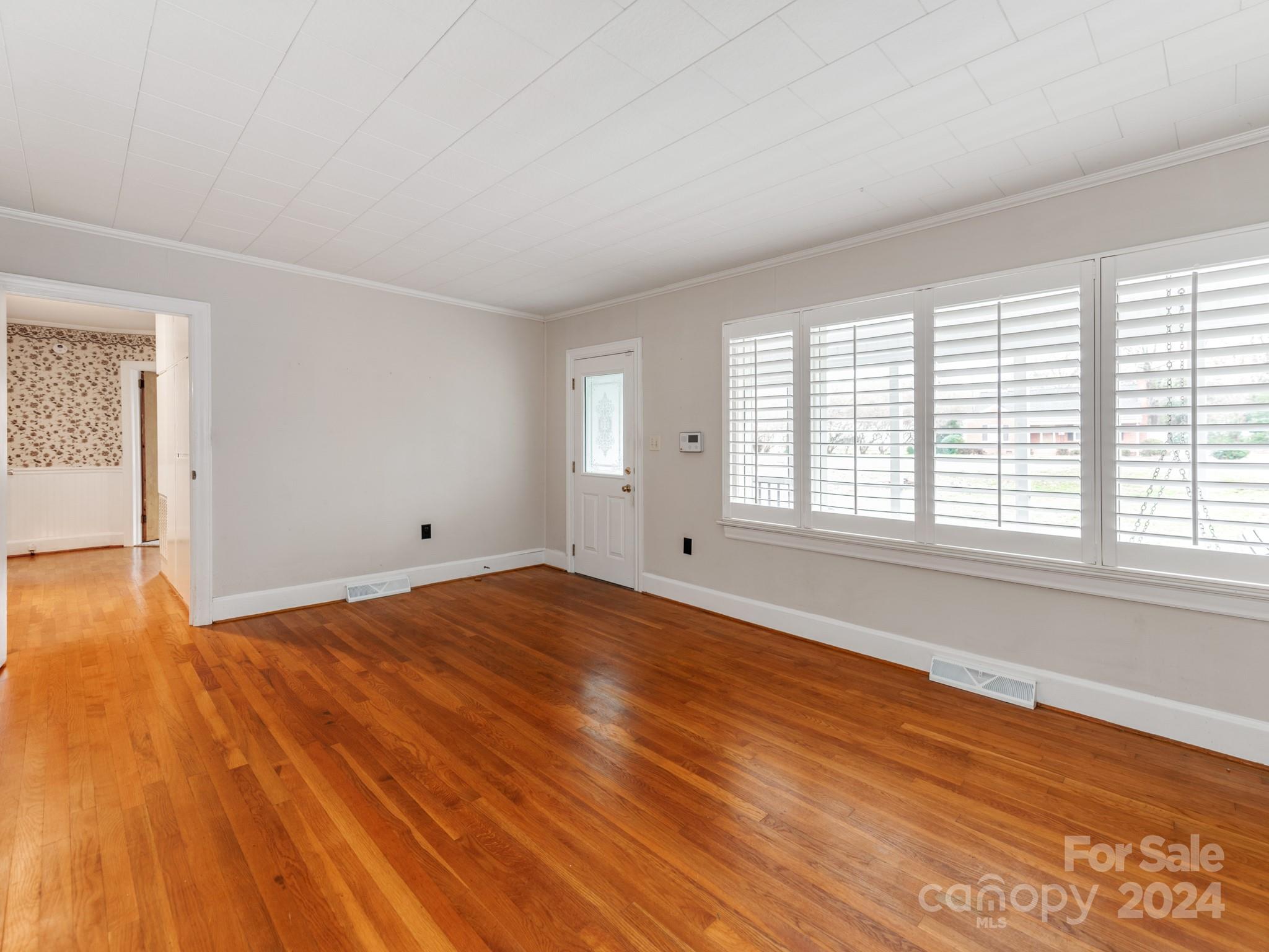 808 Linwood Road Kings Mountain, NC 28086 - Photo 8 of 34 Gallery Image 8