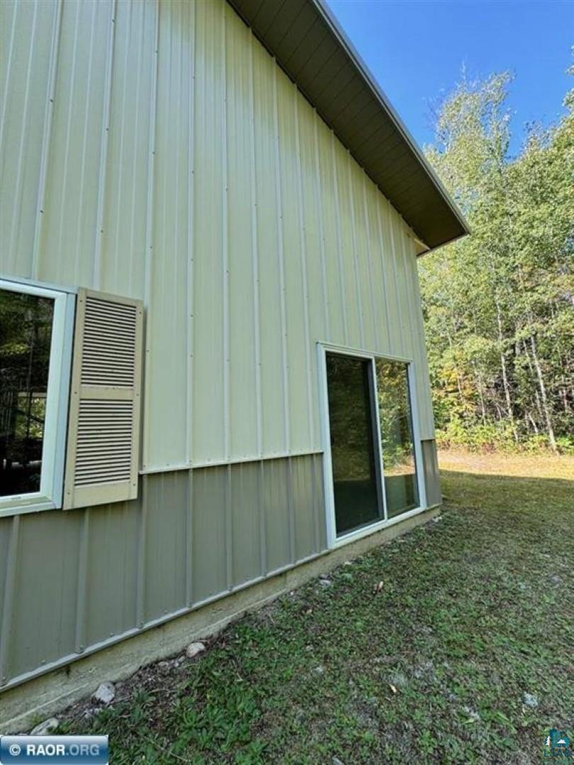 View of side of home