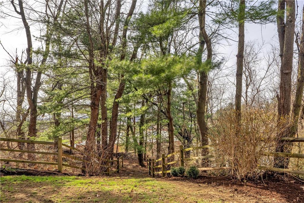 111 Frick Road Pittsburgh, PA 15238 - Photo 6 of 40 Gallery Image 6