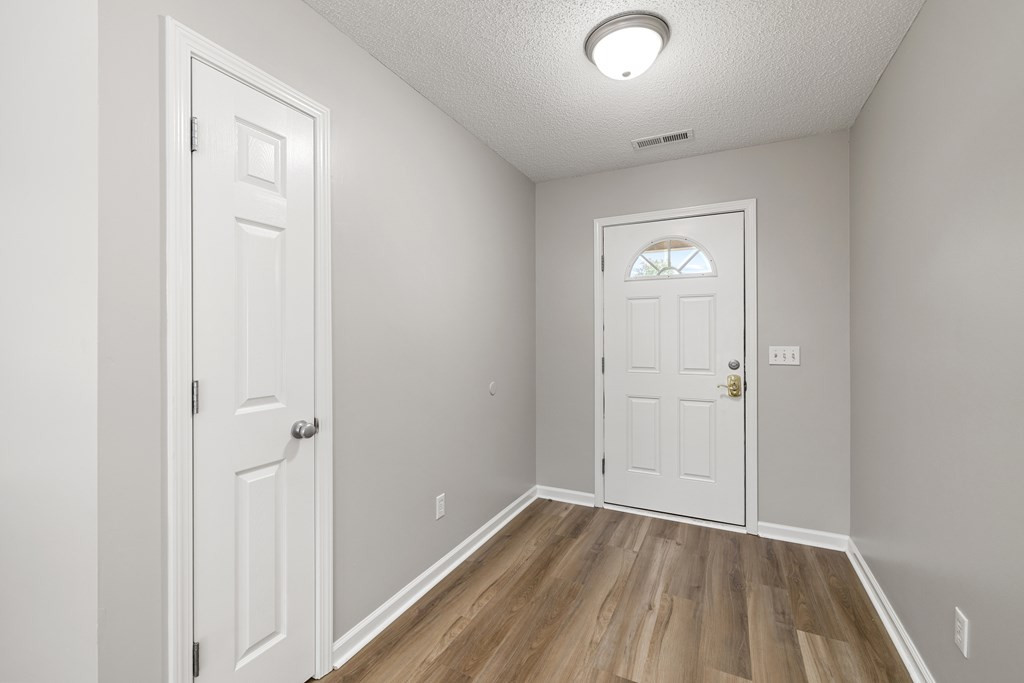 2425 Navigator Circle Dalzell, SC 29040 - Photo 6 of 37