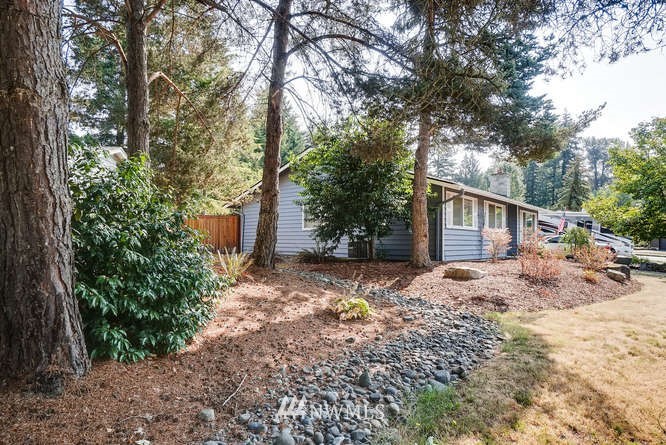 12704 Southeast 191st Place Renton, WA 98058 - Photo 5 of 24 Gallery Image 5