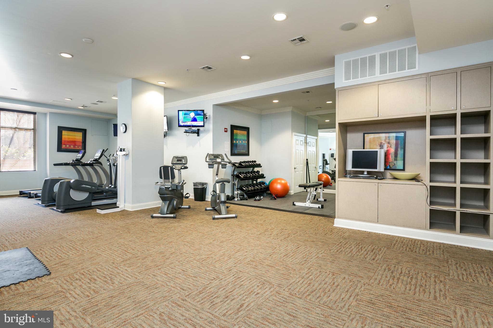 12001 Market Street, Unit 217 Reston, VA 20190 - Photo 35 of 38 Amenities