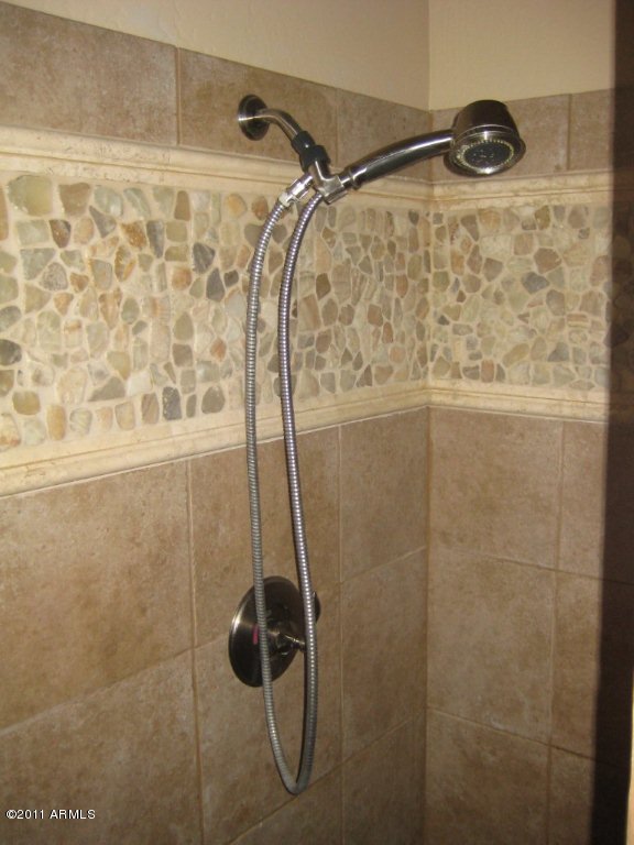 4722 East Hearn Road Phoenix, AZ 85032 - Photo 15 of 23 MASTER BATHROOM