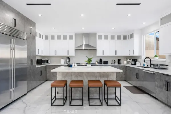 $1,995,000 | 17179 Kingsbury Street, Granada Hills, CA 91344